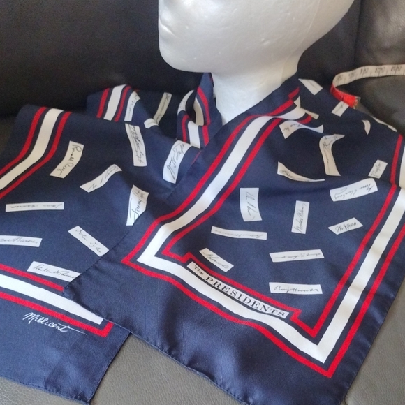 Vintage Accessories - Patriotic Scarf of US Presidents